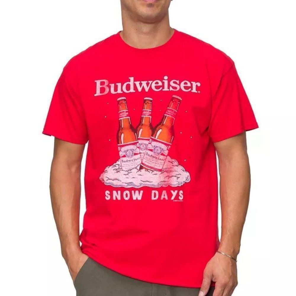Junk Food Men's Budweiser Snow Days Short Sleeve T-Shirt